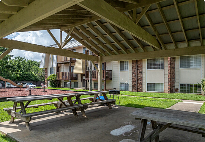 Ruby on the Creek Apartments - Photo 4 of 50