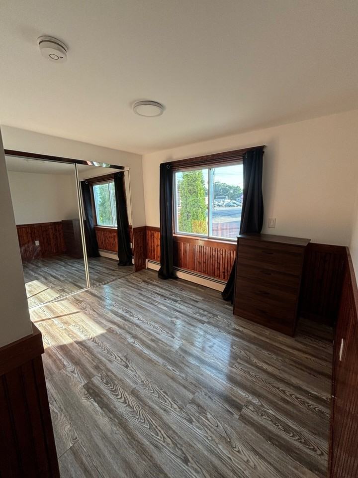 658 Main Rd N #1 - Photo 2 of 10