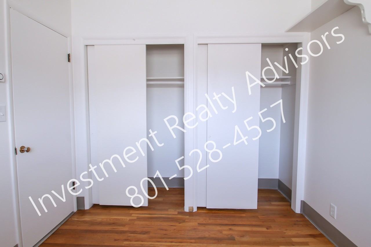 406 E 500 S - Photo 6 of 11