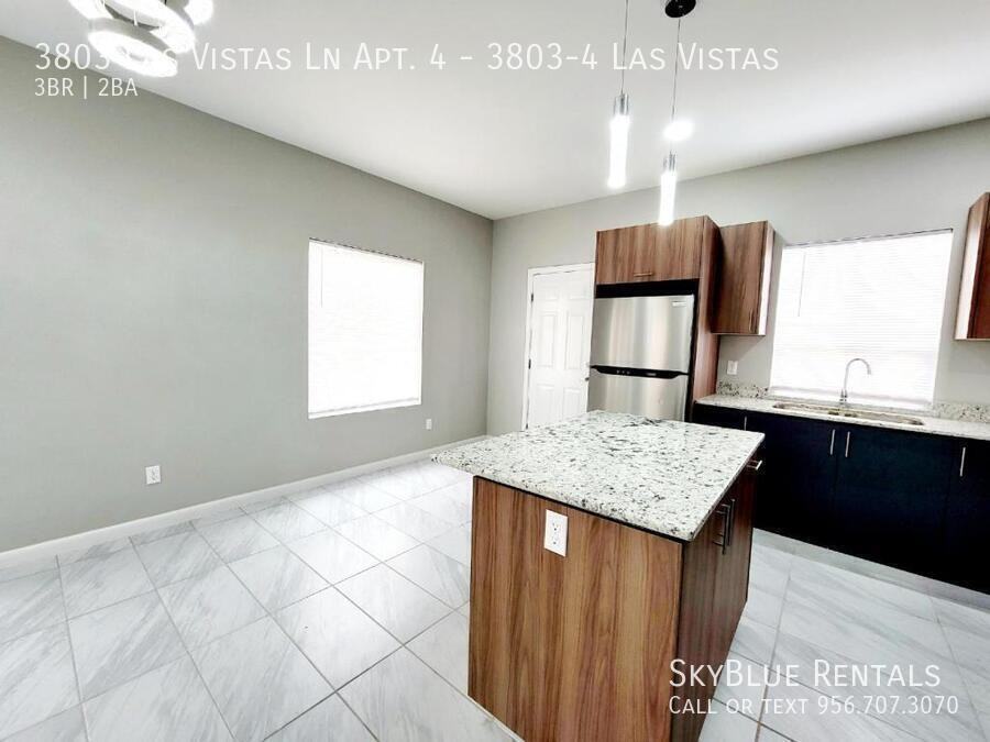 3803 Las Vistas Ln Apt 4 - Photo 7 of 13