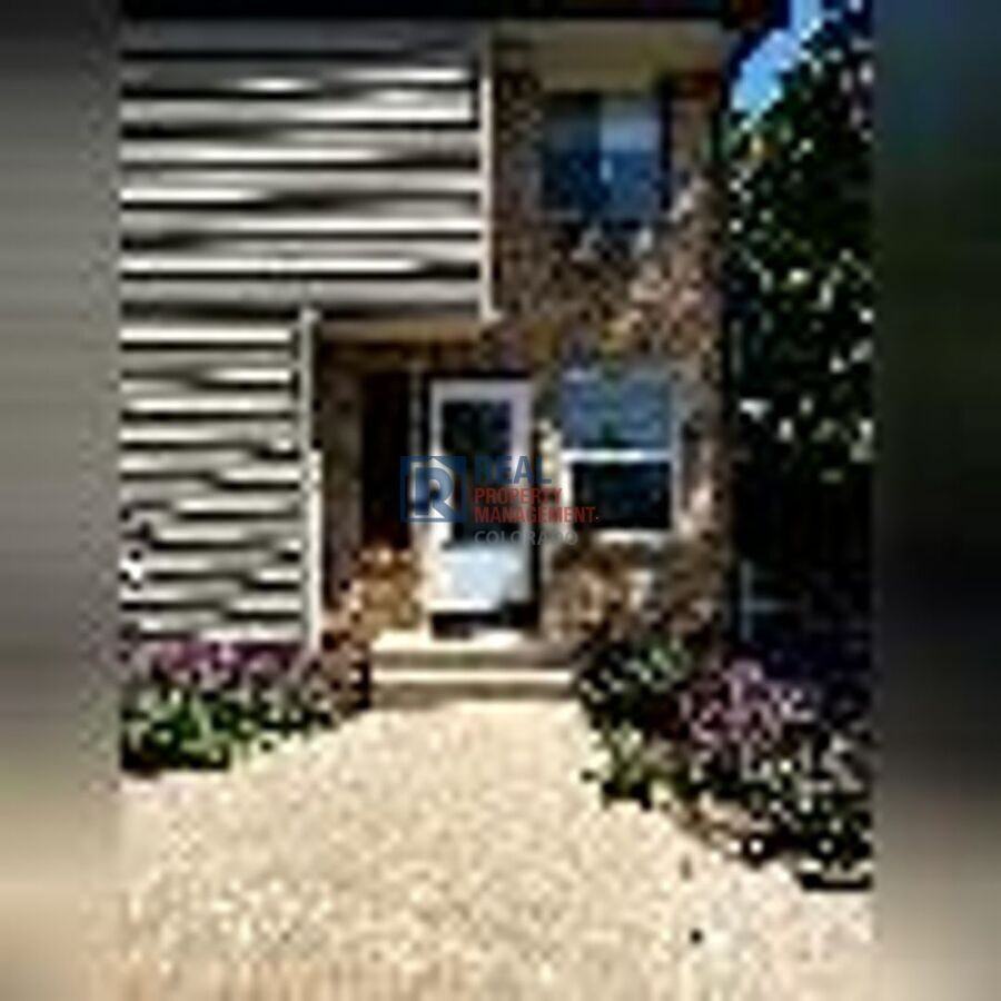 2413 W 27th St #15