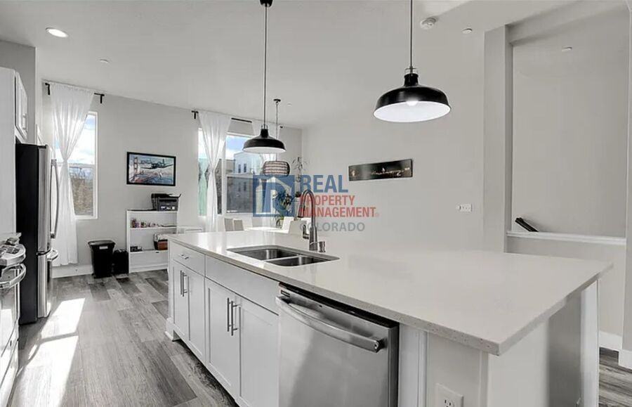 7040 W Alaska Dr - Photo 7 of 25