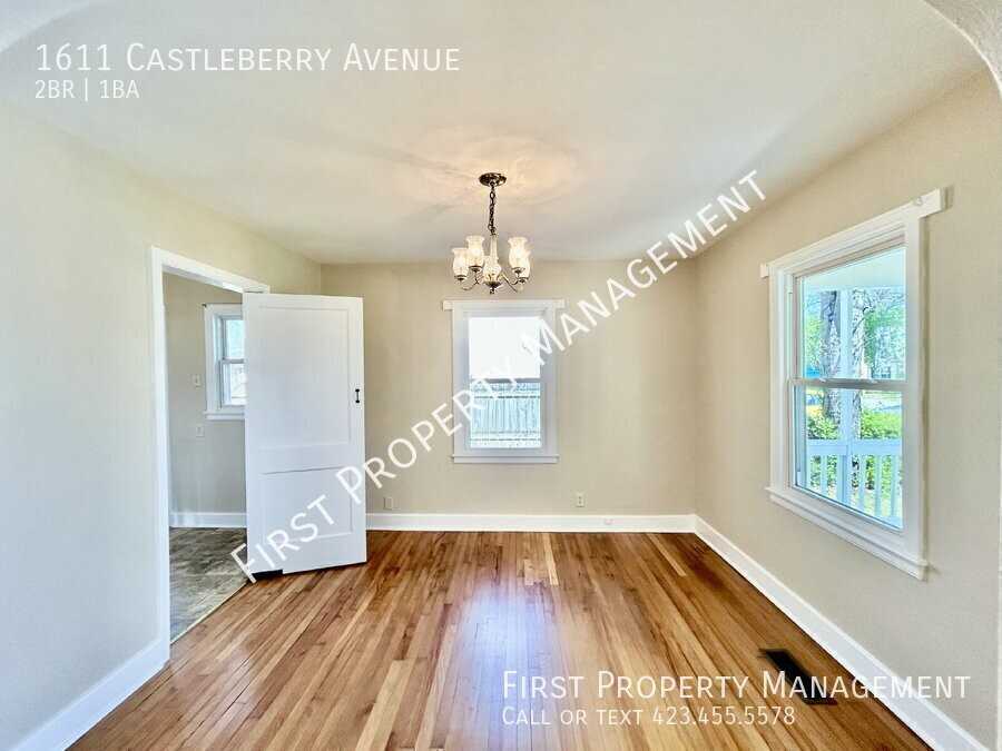 1611 Castleberry Ave - Photo 7 of 21