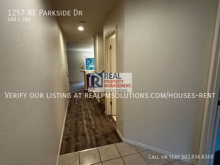 1257 Ne Parkside Dr - Photo 2 of 34