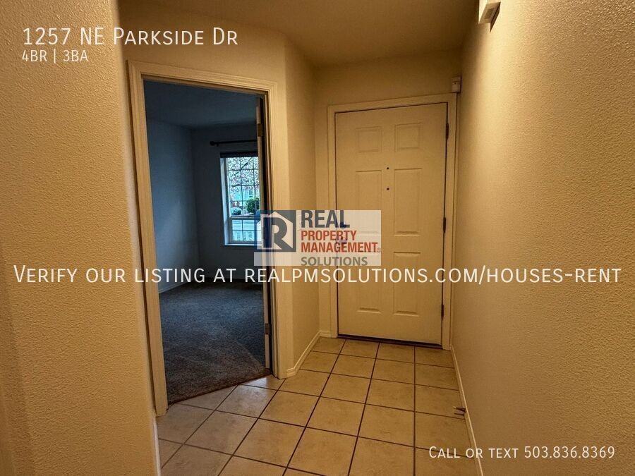 1257 Ne Parkside Dr - Photo 3 of 34