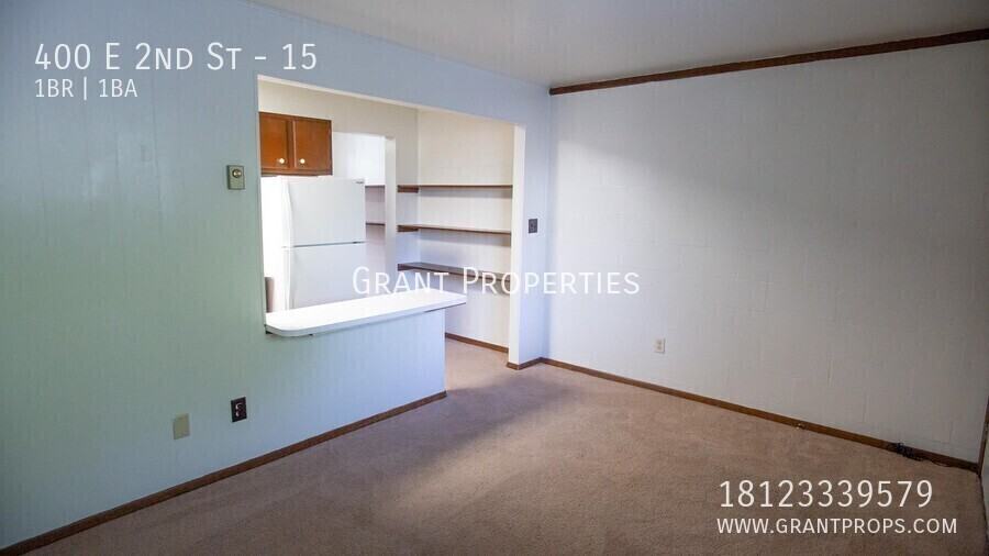 400 E 2nd St #15 - Photo 4 of 15