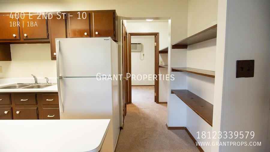 400 E 2nd St #10 - Photo 7 of 15