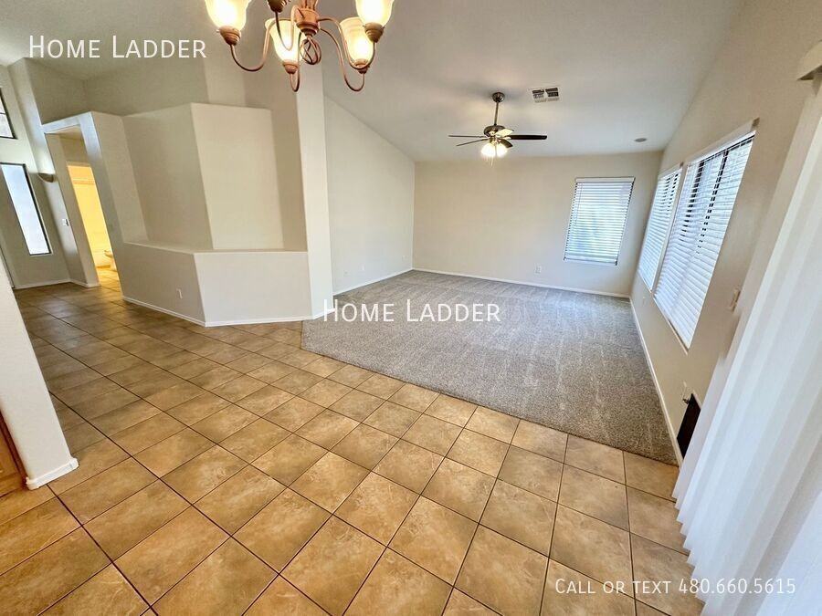 1028 S Roca St - Photo 4 of 22