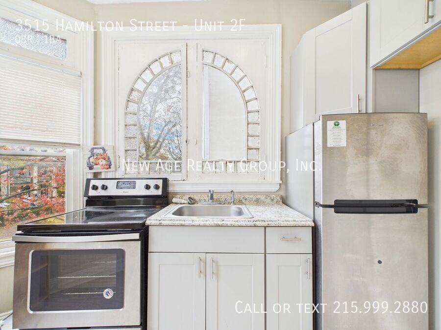 3515 Hamilton St #2F - Photo 6 of 11