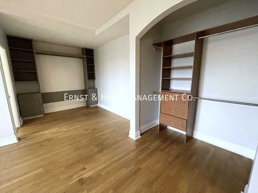 315 W 3rd St #507 - Photo 7 of 13