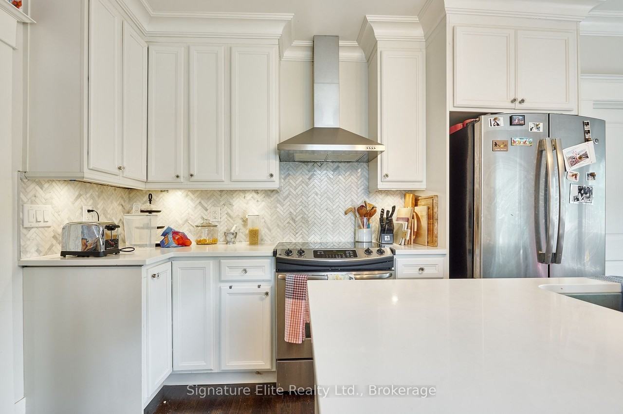 53 Marion Street #2nd Floor - Photo 2 of 7