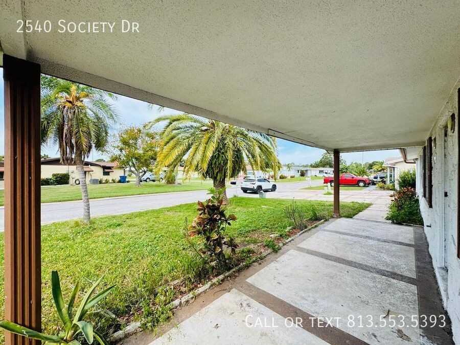 2540 Society Dr - Photo 3 of 19