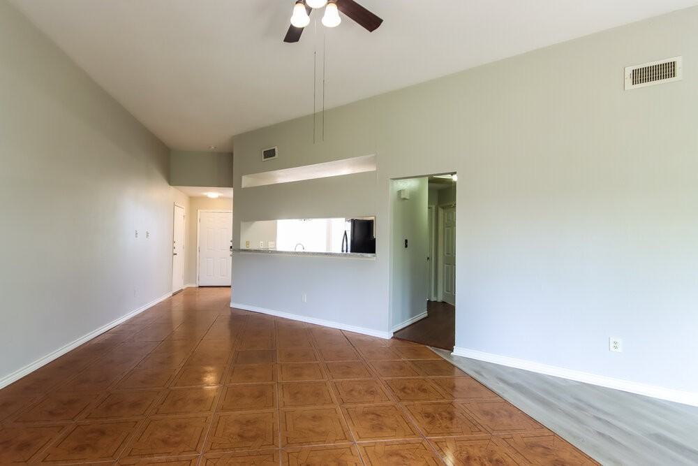 5210 Kristen Ct - Photo 4 of 16