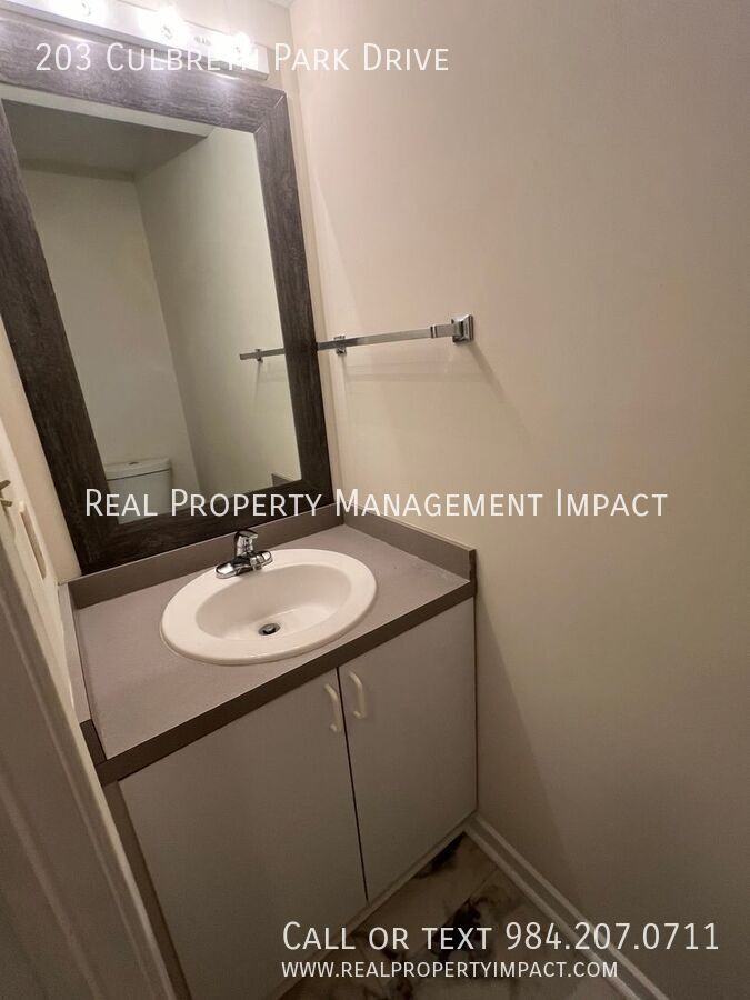 203 Culbreth Park Dr - Photo 6 of 25