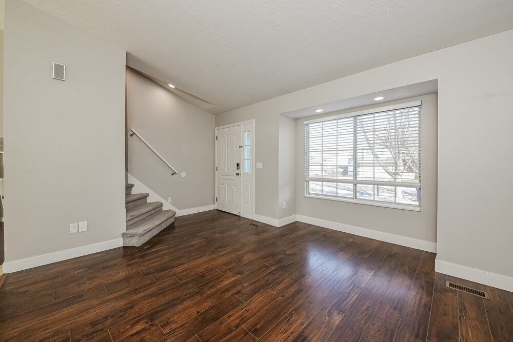 11274 S Scobey Cir - Photo 6 of 19