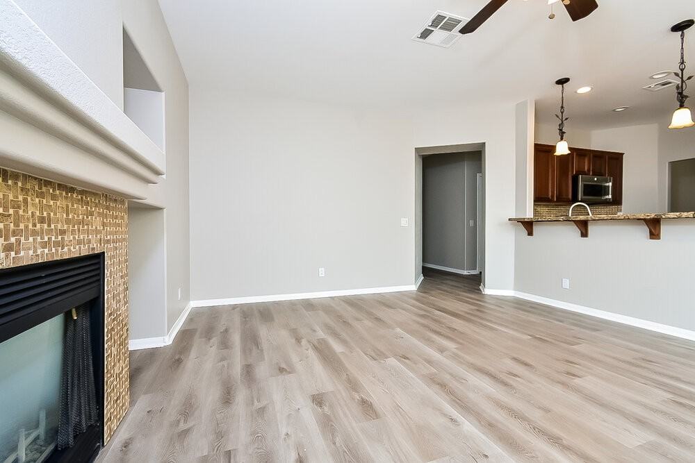 3232 Paragon Pointe St - Photo 5 of 17