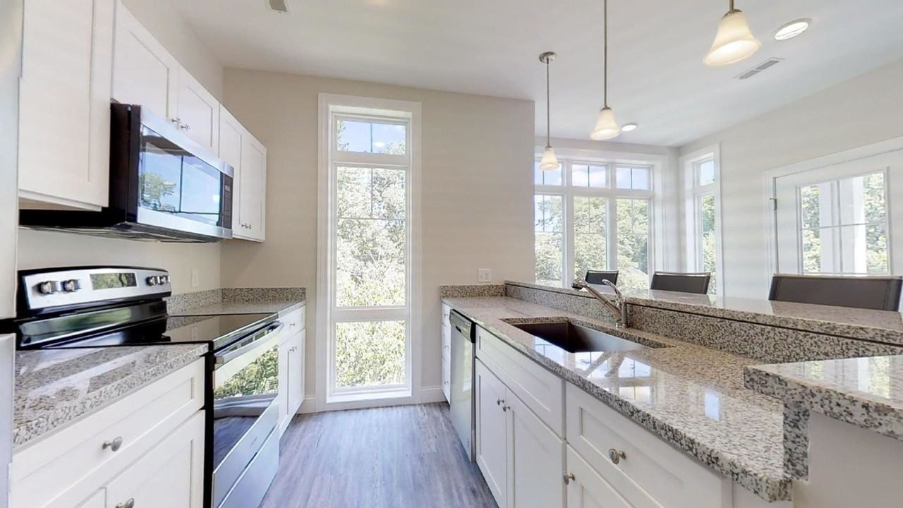 309 W Washington - Photo 2 of 50