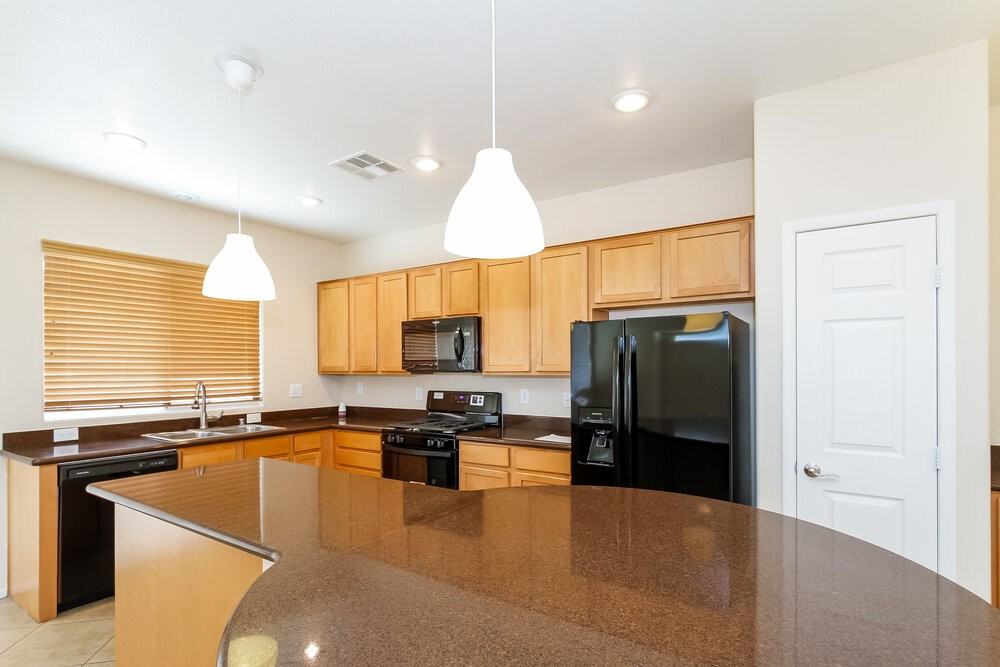 9575 Bachelors Fortune St - Photo 6 of 14