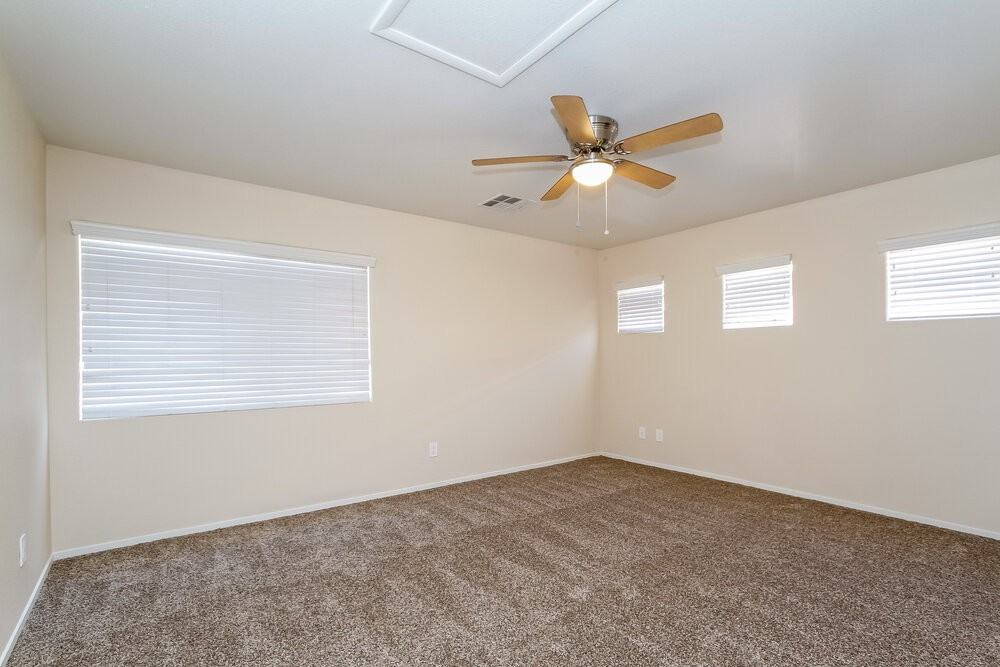 9575 Bachelors Fortune St - Photo 7 of 14