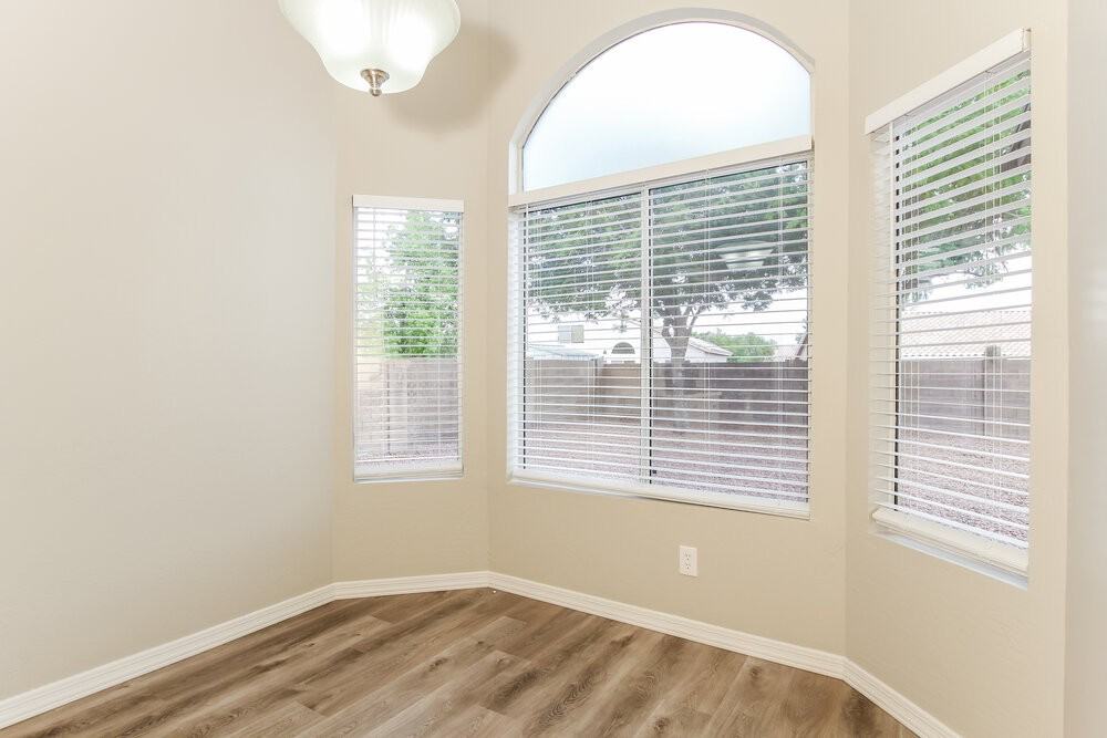 8413 W Bluefield Ave - Photo 6 of 16