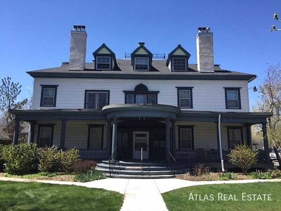 1516 N Cascade Ave #9 - Photo 4 of 11