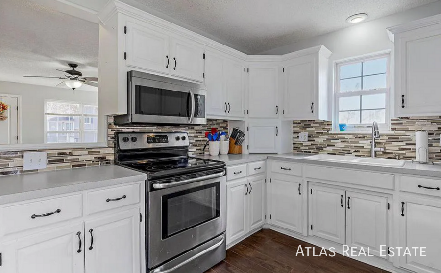 4401 Nw Pennington Ln - Photo 2 of 4