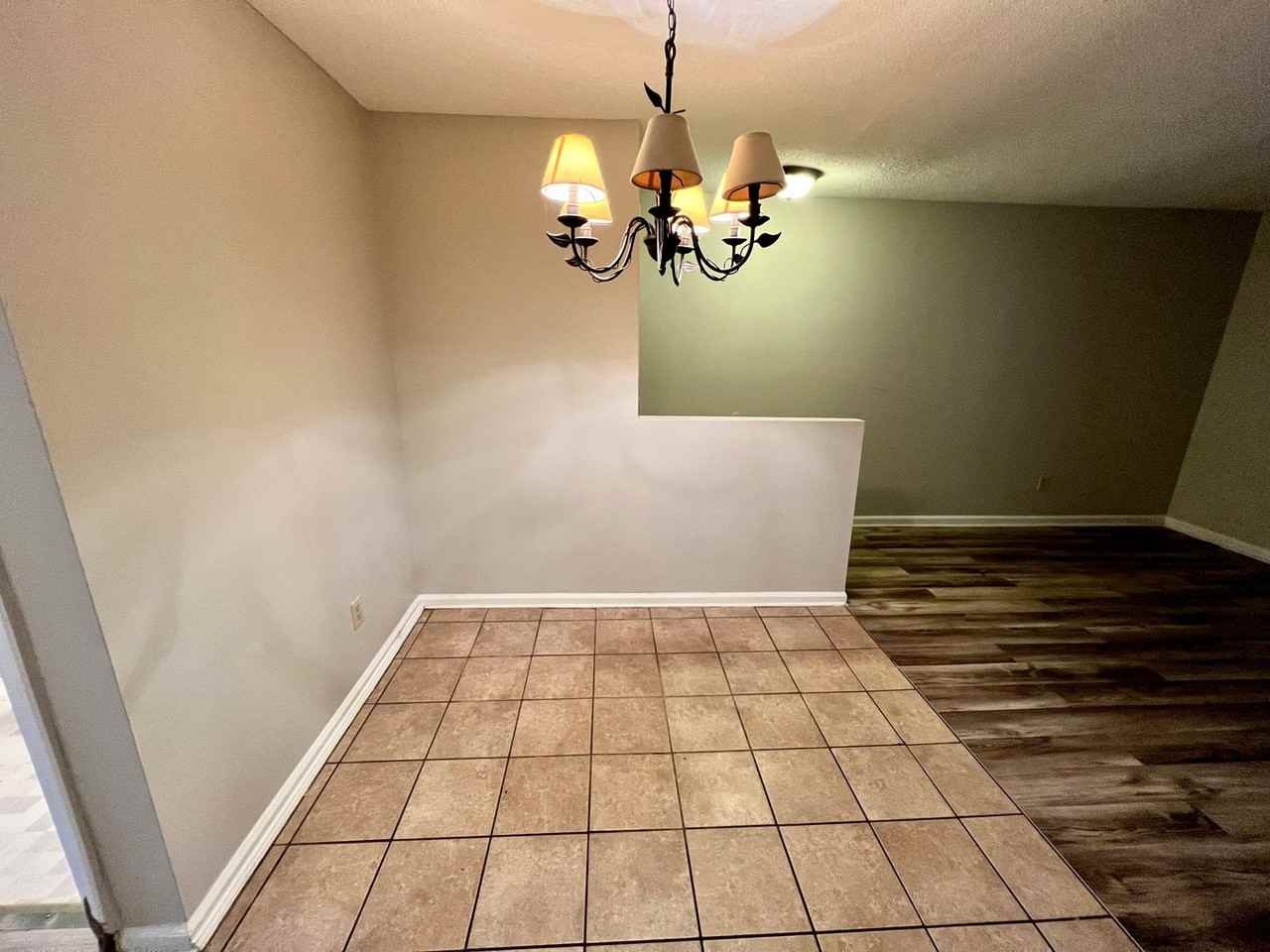 3840 Overbrook Dr #27 - Photo 6 of 12