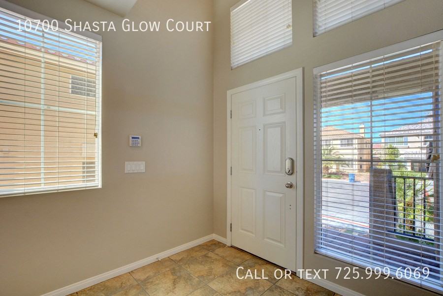 10700 Shasta Glow Ct - Photo 4 of 48