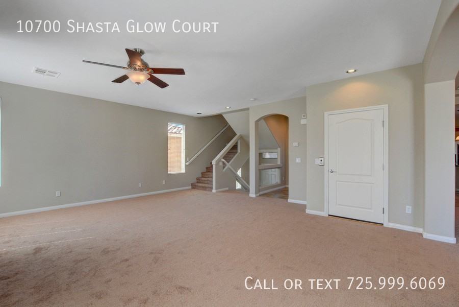 10700 Shasta Glow Ct - Photo 7 of 48