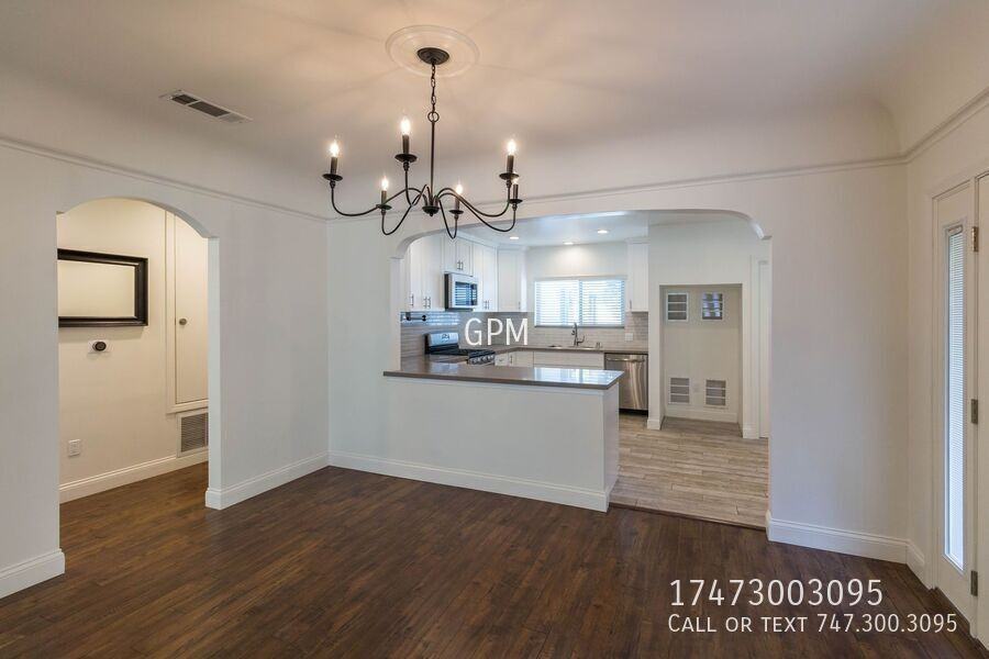 917 Monterey Rd - Photo 3 of 19