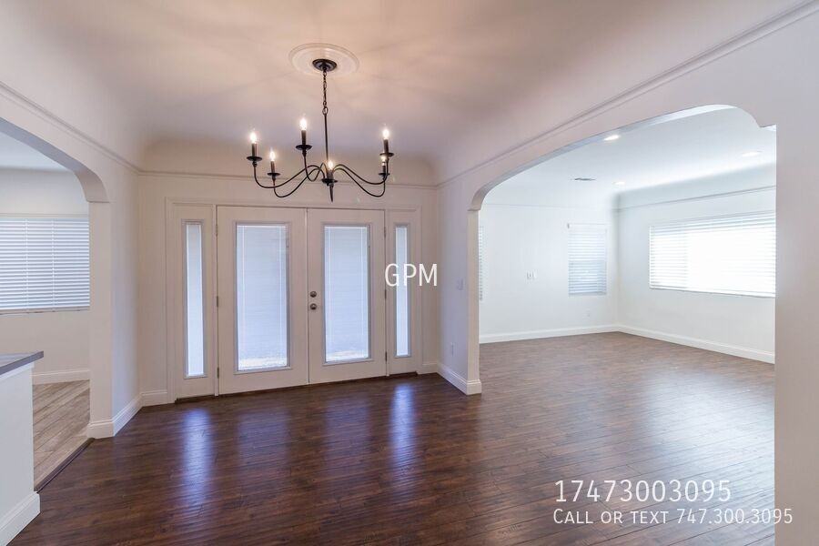 917 Monterey Rd - Photo 4 of 19