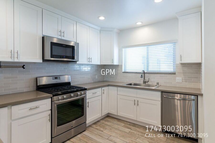 917 Monterey Rd - Photo 5 of 19