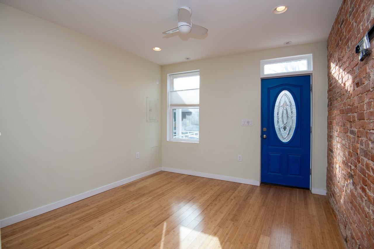 1009 1/2 Lamont St Nw - Photo 3 of 15