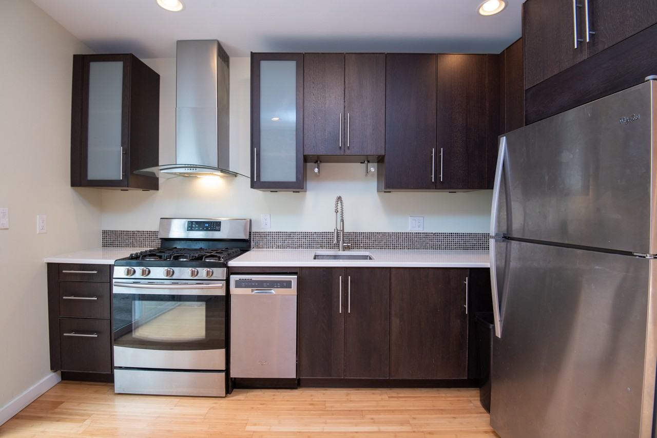 1009 1/2 Lamont St Nw - Photo 5 of 15