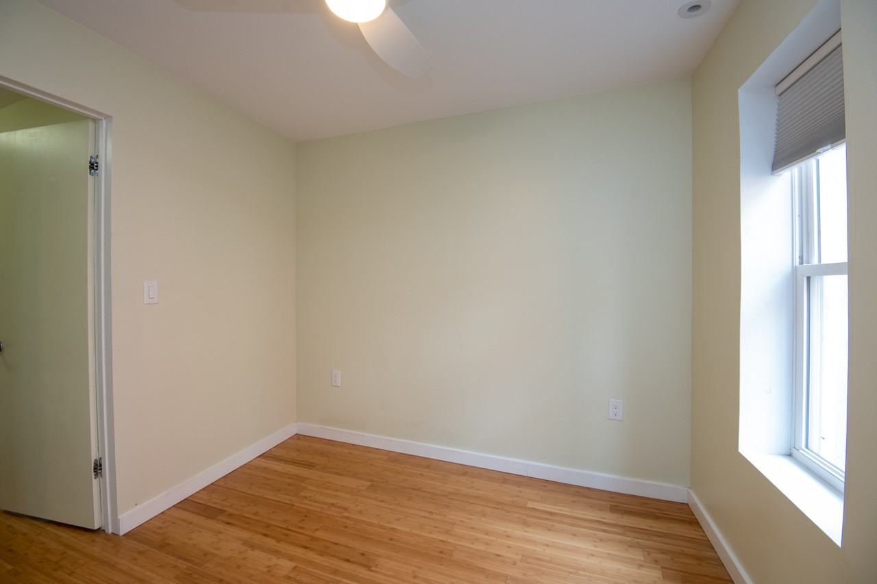 1009 1/2 Lamont St Nw - Photo 7 of 15