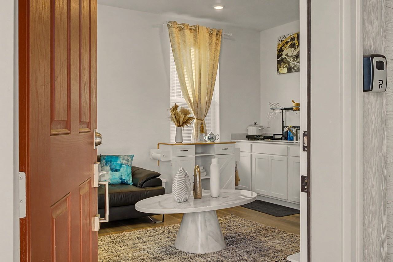 24755 E Evans Dr #1 - Photo 3 of 20