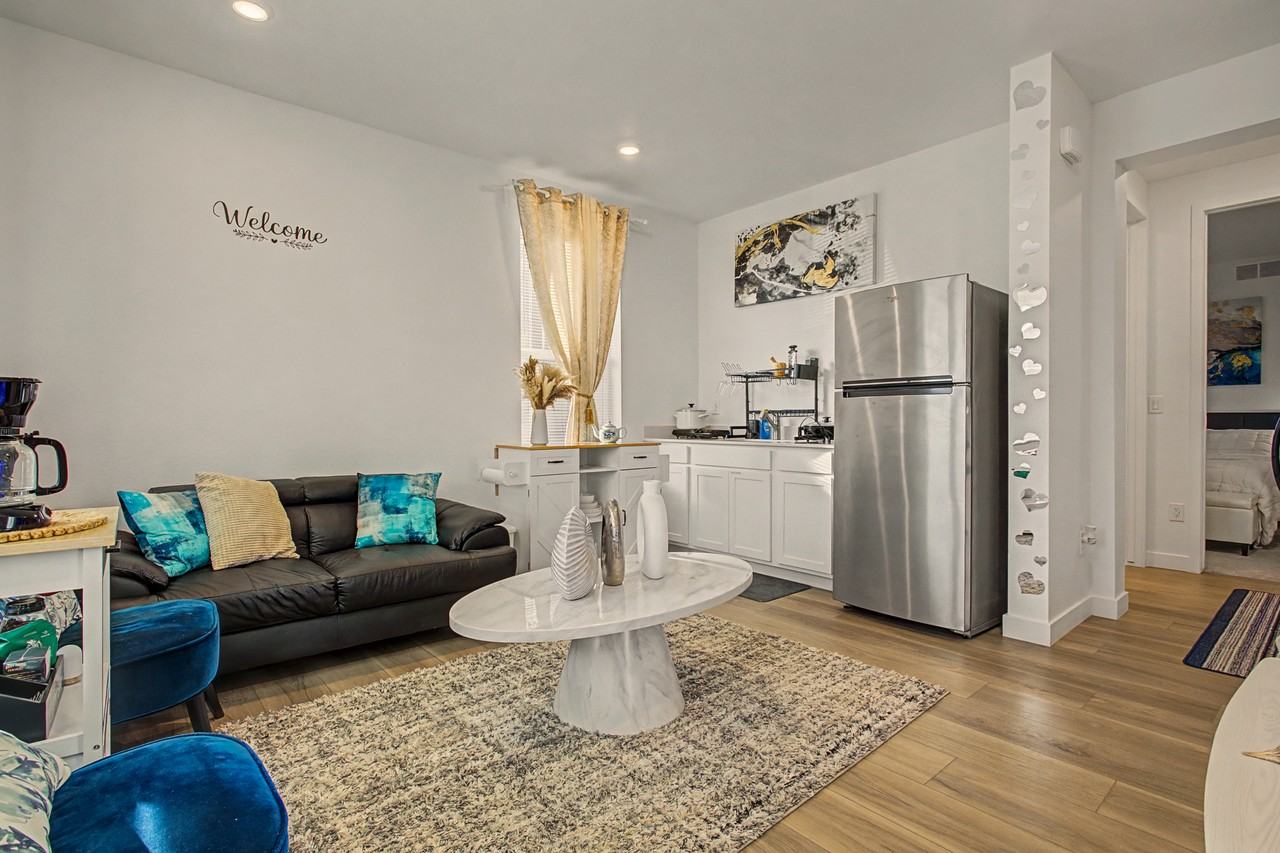 24755 E Evans Dr #1 - Photo 5 of 20