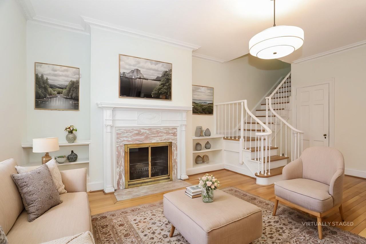 2927 Cathedral Ave Nw - Photo 2 of 37