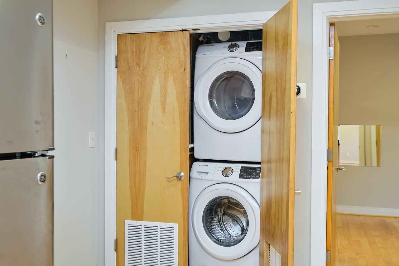 5551 Illinois Ave Nw #102 - Photo 7 of 21