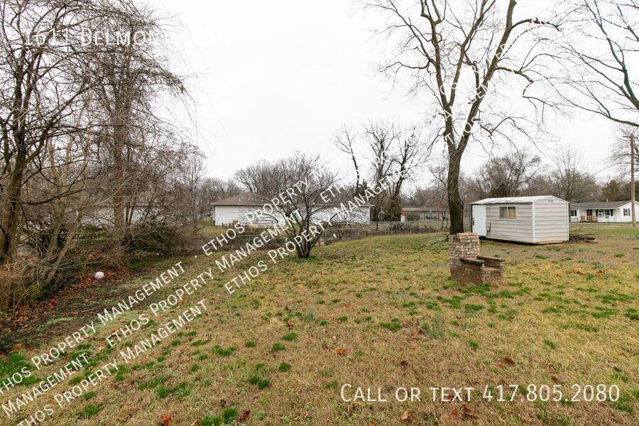 1611 W Belmont St - Photo 2 of 13