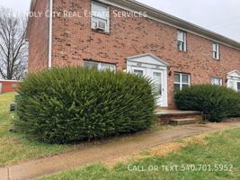 featured image of 447 S Main St