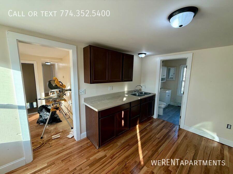 14 Mechanic St #2nd - Photo 7 of 12