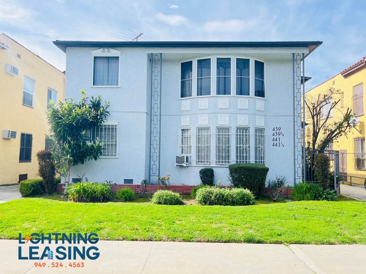 440 1/2 N Hayworth Ave #439-1-2 - Photo 3 of 12