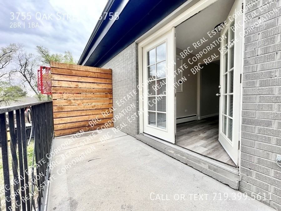 3755 Oak St #3755 - Photo 2 of 17