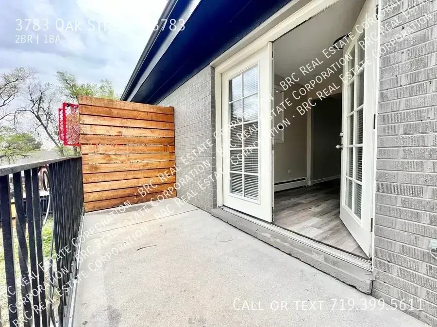 3783 Oak St #3783 - Photo 2 of 17