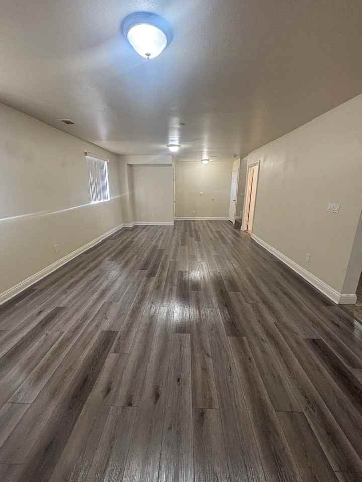 829 East 84th Street - Photo 3 of 21