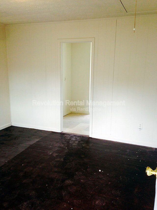 721 English St #A - Photo 2 of 6