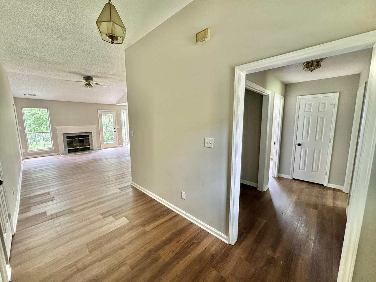 2608 Clarencefield Dr - Photo 4 of 16