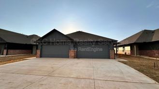 11419 N University Ave - Photo 1 of 1