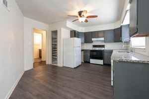featured image of 1700 N Harvard Ave #1